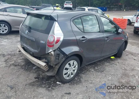 2014 Toyota Prius C One из США, поврежденный, VIN JTDKDTB36E1563948